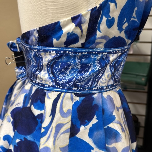 Adrianna Papell Blue and White Floral Print Silk Halter Neck Dress Size 8 - Picture 9 of 9
